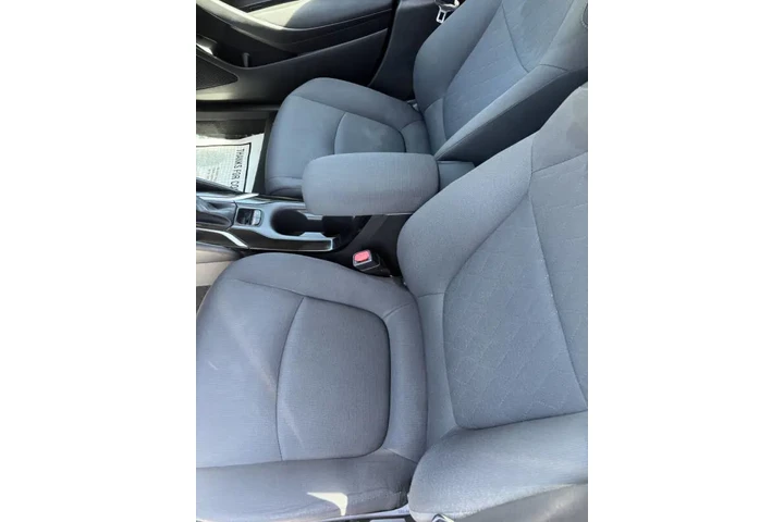 $17999 : 2021 Corolla LE image 7