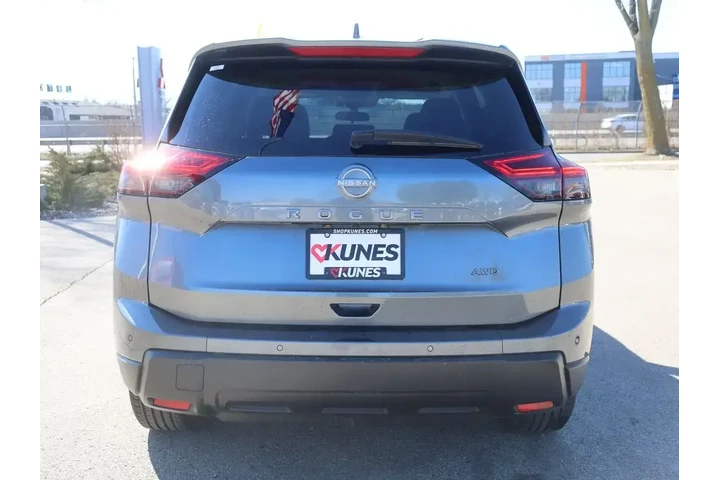 $23377 : Nissan Rogue 2025 AWD SV 4dr image 8