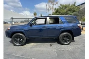 $39789 : Toyota 4Runner 2022 4x4 SR5 thumbnail
