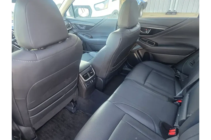 $33997 : Subaru Outback 2024 AWD Limi image 8
