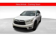 $14564 : Toyota Highlander 2016 XLE 4 thumbnail