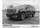 GMC Yukon XL 2018 4x4 Denali