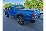 $9999 : 2005 Tacoma V6 thumbnail