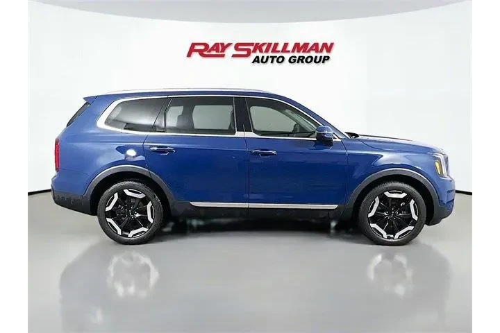 $33975 : Kia Telluride 2023 AWD S 4dr image 8