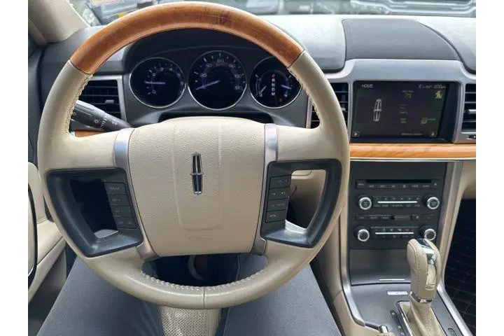 $9991 : Lincoln MKZ 2010 4dr Sedan image 9