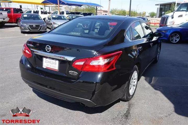 $17995 : Pre-Owned 2017 Altima 2.5 S S image 7