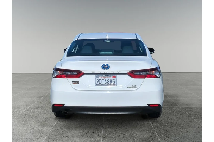 $23974 : Toyota Camry Hybrid 2022 LE image 4