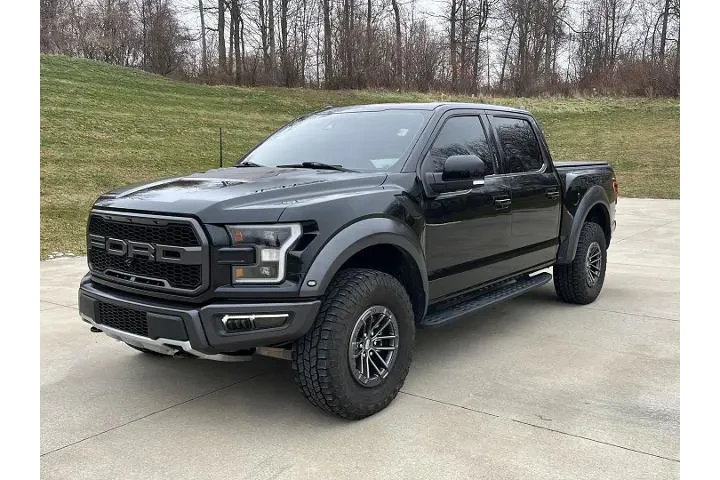 $35900 : Ford F-150 2017 4x4 Raptor 4 image 1