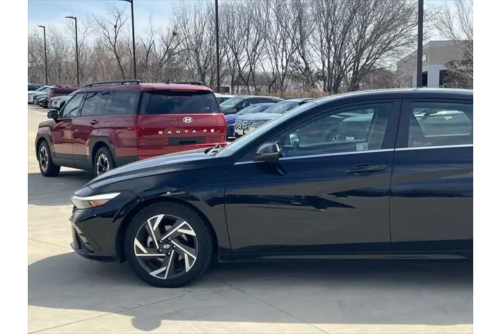 $20999 : Hyundai ELANTRA 2025 Limited image 7