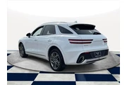 $39909 : Genesis GV70 2024 AWD 2.5T S thumbnail