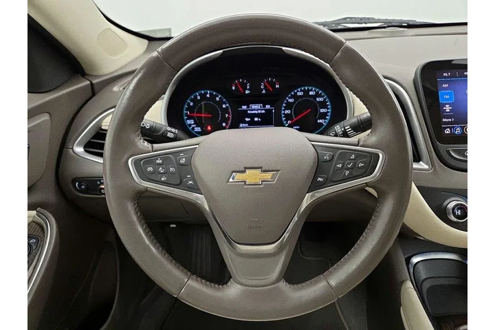 $20998 : Chevrolet Malibu 2022 LT 4dr image 10