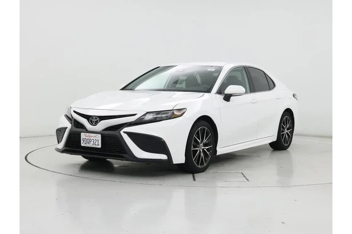 $27998 : Toyota Camry 2023 SE 4dr Sed image 4