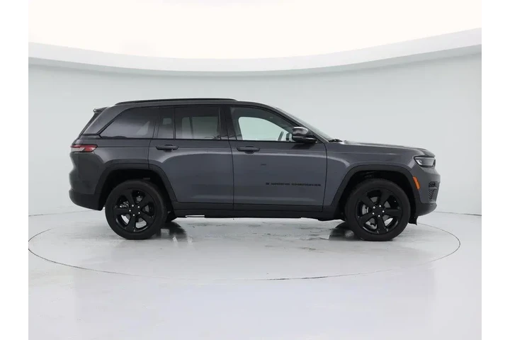 $32998 : Jeep Grand Cherokee 2022 4x4 image 7