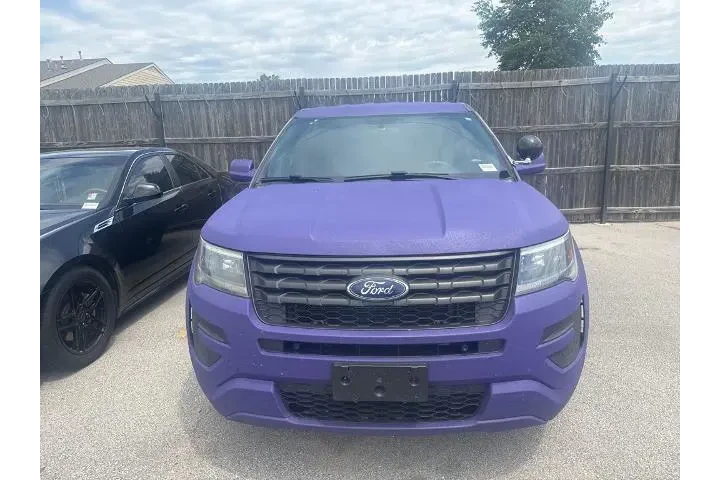 $7988 : Ford Explorer 2018 AWD Polic image 9