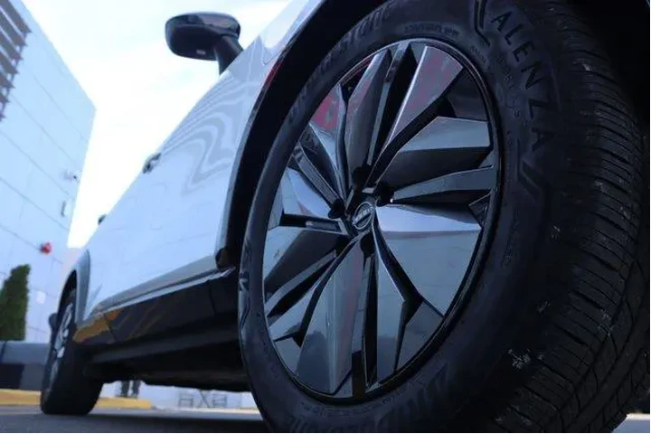 $21608 : Nissan Ariya 2024 AWD Engage image 9