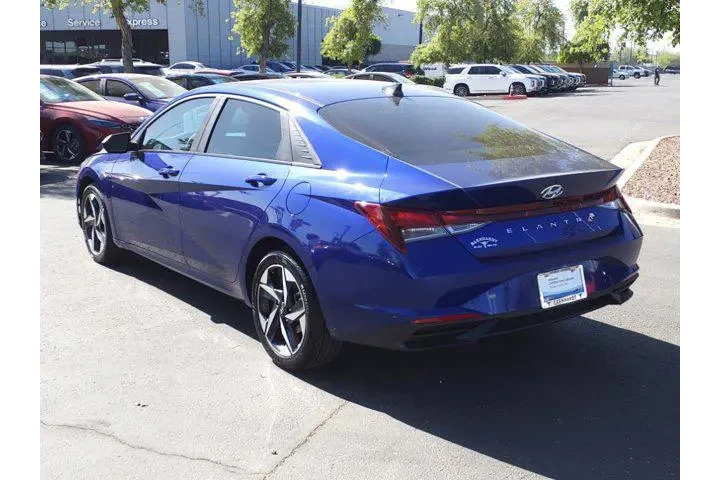 $17356 : Hyundai ELANTRA 2023 SEL 4dr image 3