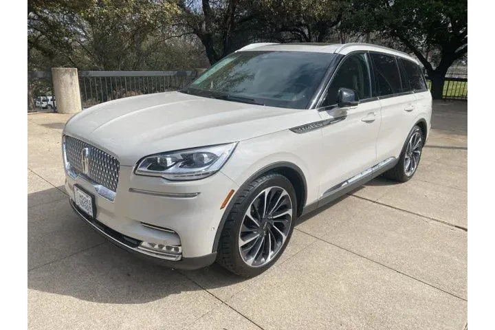 $39980 : Lincoln Aviator 2023 AWD Res image 1