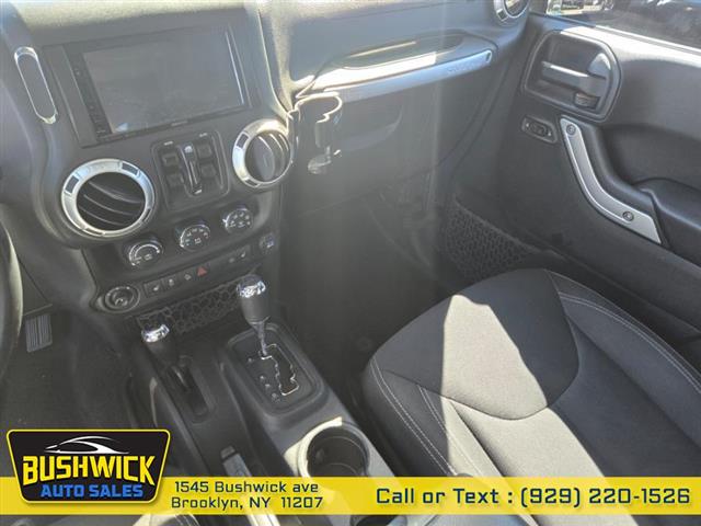 $21995 : Used 2016 Wrangler Unlimited image 8