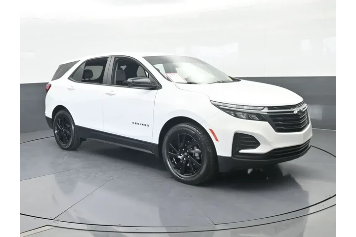 $18494 : Chevrolet Equinox 2023 LS 4d image 8