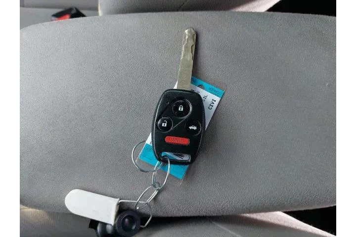 $8532 : Honda Civic 2013 LX 4dr Seda image 10