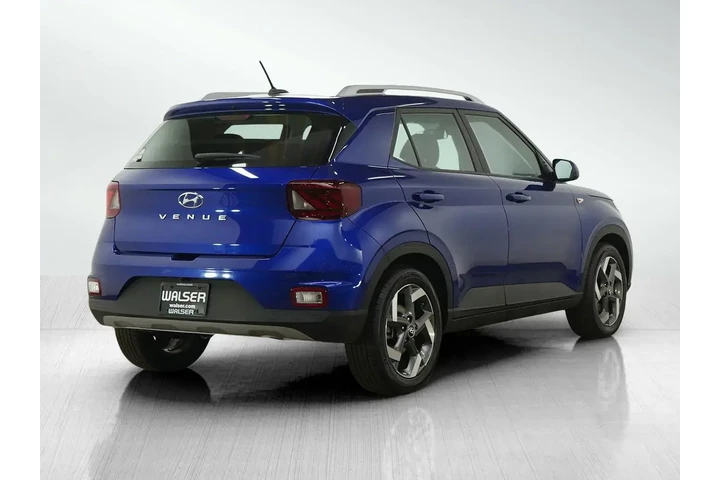 $19998 : Hyundai VENUE 2023 Limited 4 image 5