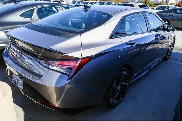 $19995 : Hyundai ELANTRA 2022 N Line image 6