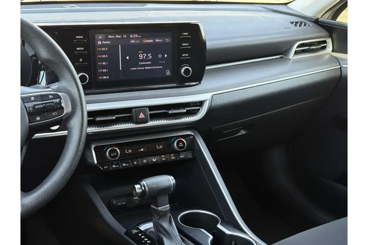 $19980 : Kia K5 2022 LXS 4dr Sedan image 10