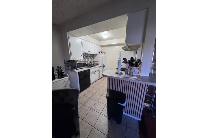 $800 : Alquilo habitación en Alhambra image 3