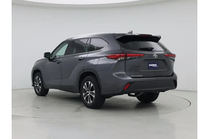 $28998 : Toyota Highlander 2020 XLE 4 image 2