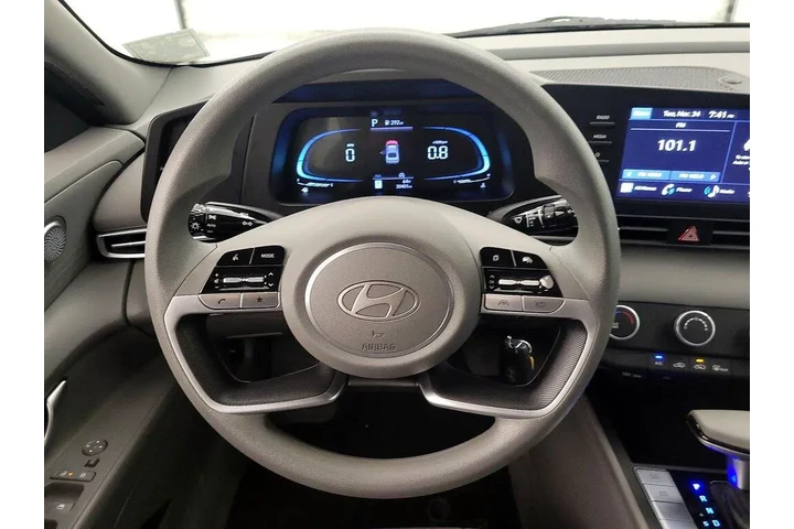 $19998 : Hyundai ELANTRA 2024 SE 4dr image 10