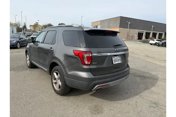 $18000 : Ford Explorer 2017 AWD XLT 4 image 3