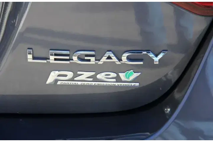 $4495 : Subaru Legacy 2017 AWD 2.5i image 9