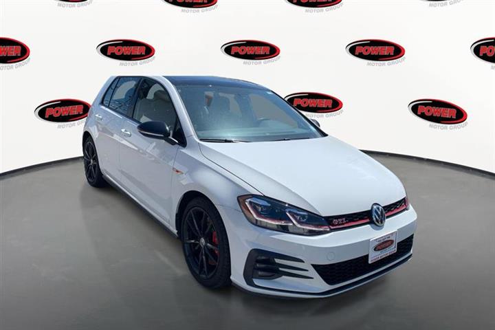 $24495 : Used 2021 Golf GTI 2.0T SE DS image 9