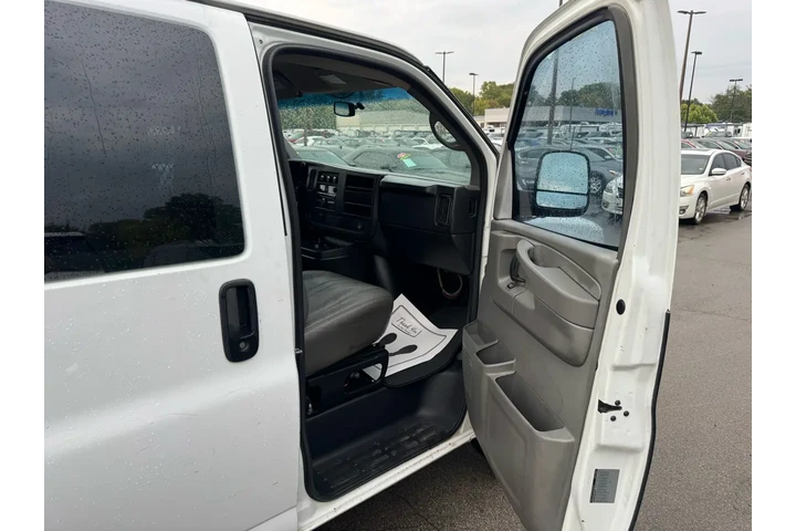 $7980 : 2011 Express Cargo Van AWD 15 image 8