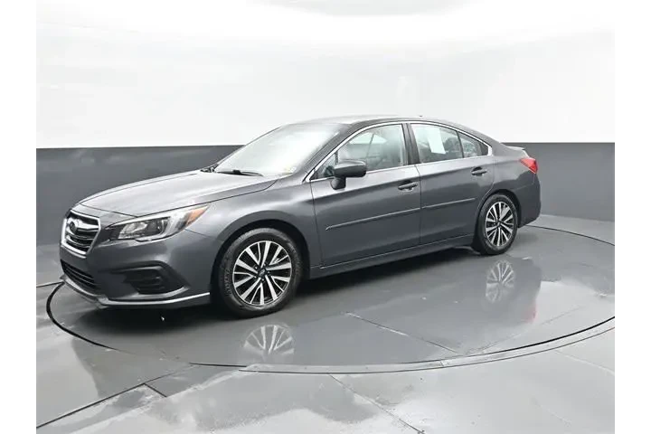$15652 : Subaru Legacy 2018 AWD 2.5i image 1