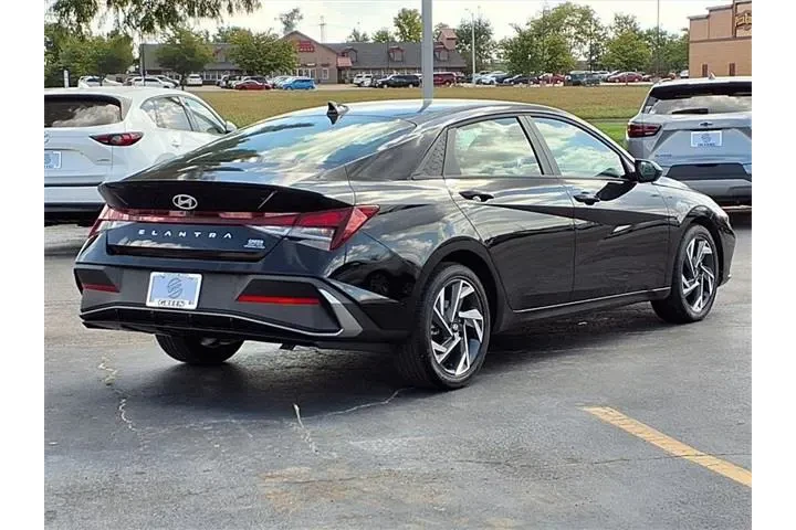 $20499 : Hyundai ELANTRA 2025 SEL Spo image 2