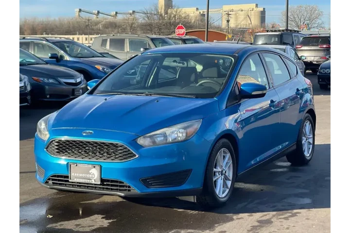 $7452 : 2017 Focus SE image 8
