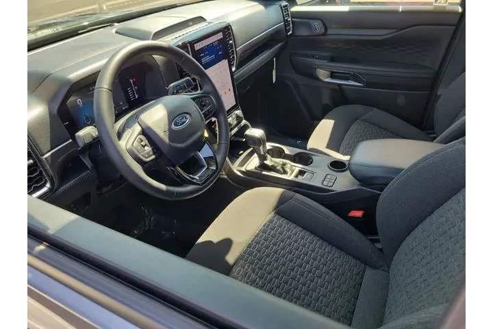 $39988 : Ford Ranger 2025 4x2 XLT 4dr image 3