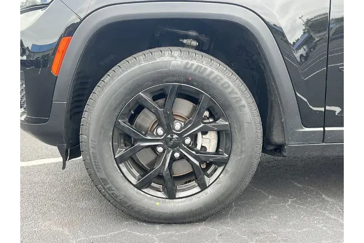 $30998 : Jeep Grand Cherokee L 2024 4 image 10