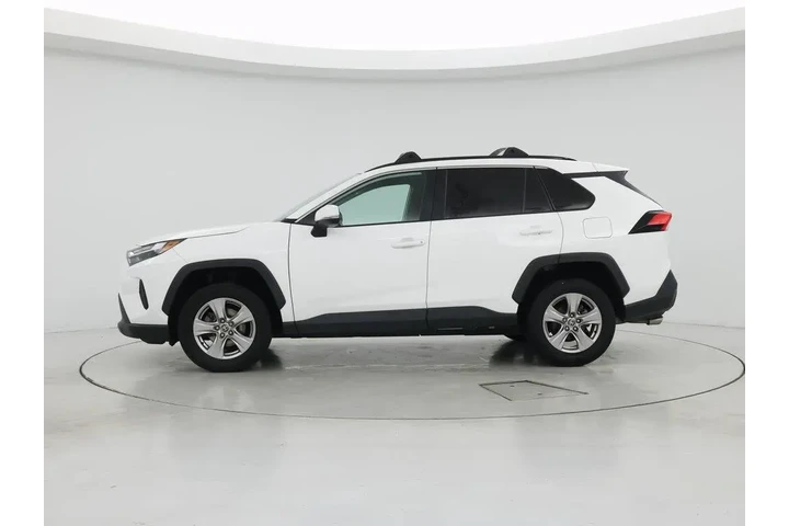 $30998 : Toyota RAV4 2023 XLE 4dr SUV image 3