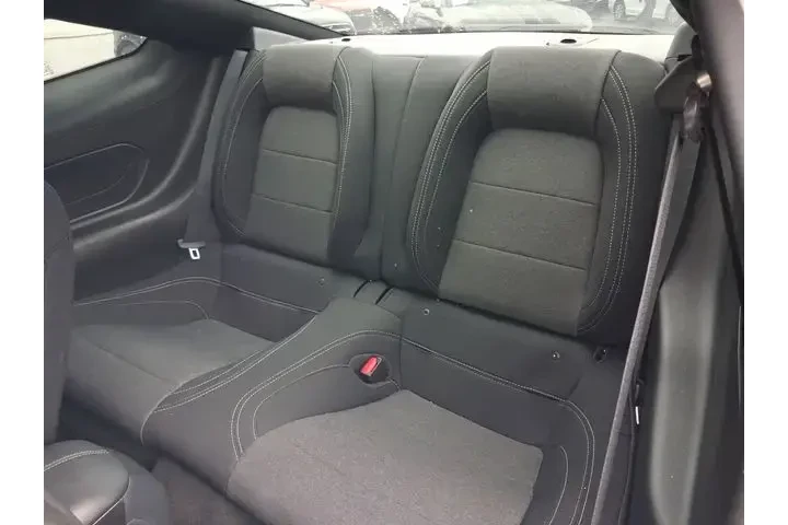 $29990 : Ford Mustang 2025 EcoBoost 2 image 8