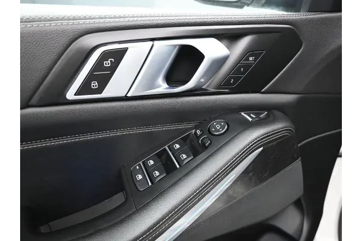 $39900 : BMW X5 2023 sDrive40i 4dr Sp image 10