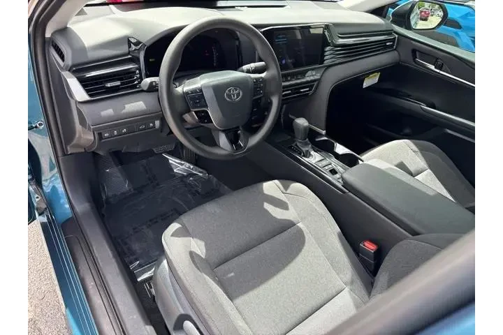 $27510 : Toyota Camry 2026 image 10