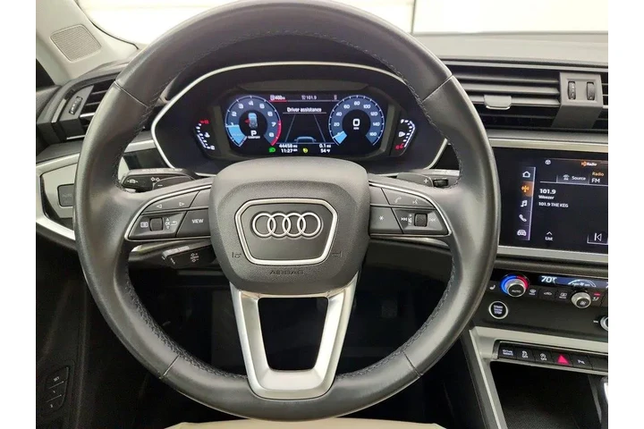 $25998 : Audi Q3 2022 AWD quattro S l image 10