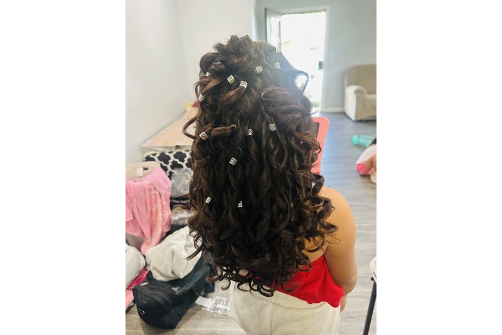 $MAQUILLAJE$50PEINADOS$50 image 5