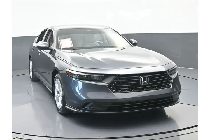 $20999 : Honda Accord 2024 LX 4dr Sed image 9