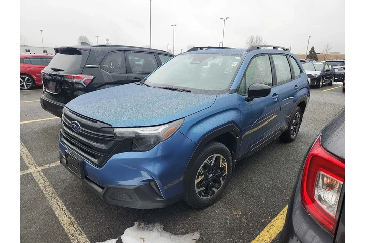 $29995 : Subaru Forester 2025 AWD Bas image 3