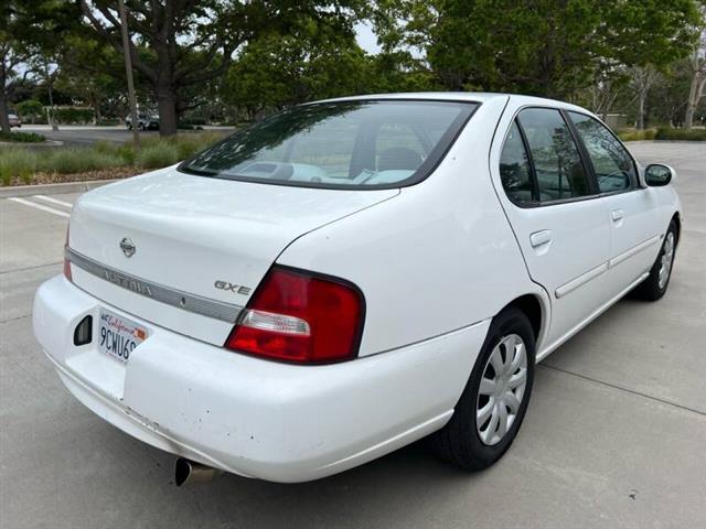 $4400 : 2001  Altima GXE image 10