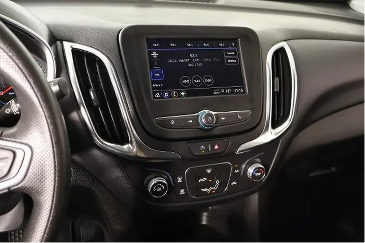 $19570 : Chevrolet Equinox 2022 LT 4d image 5