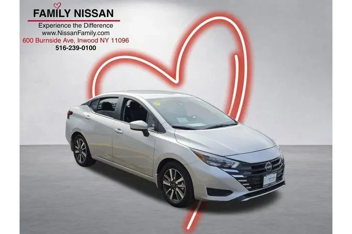 $18232 : Nissan Versa 2025 SV 4dr Sed image 1